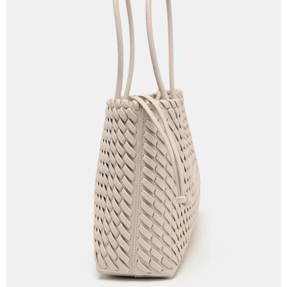 Zara Cream Elongate Woven Shoulder Bag - Picture 3 of 4